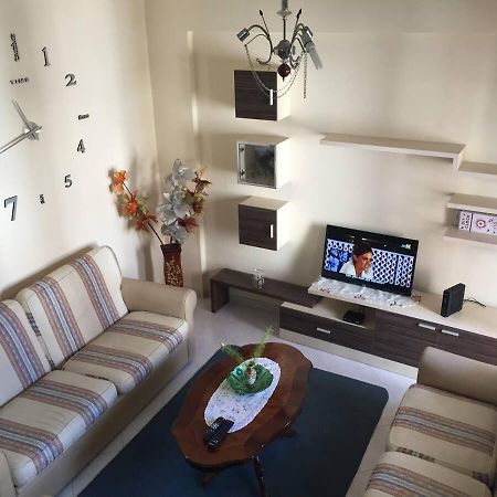 One Apartament Leilighet Durrës Eksteriør bilde