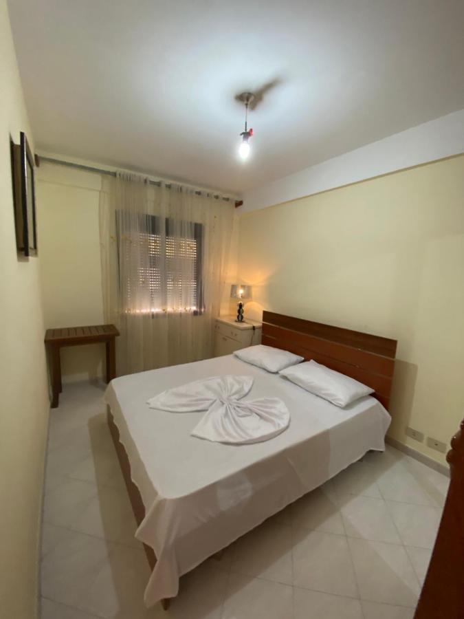 One Apartament Leilighet Durrës Eksteriør bilde